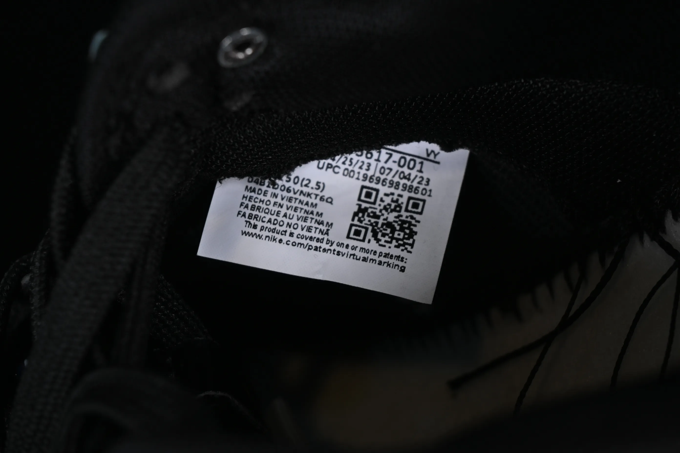 All categories Nk SB Dunk series Nk SB Dunk Low low-top sneakers Nk Dunk Low "Hyperflat" black, gray, and yellow laser gradient SB low-top casual sneakers FV3617-001